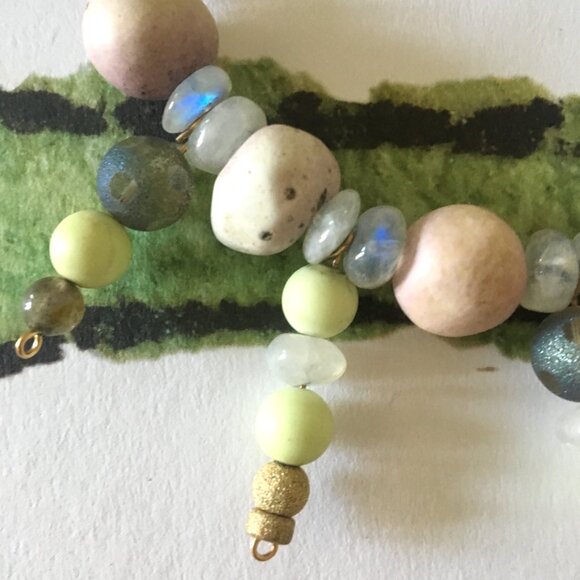 Handmade necklace with lemon chrysoprase, labradorite, moonstone, and goldfill - Picture 2 of 8
